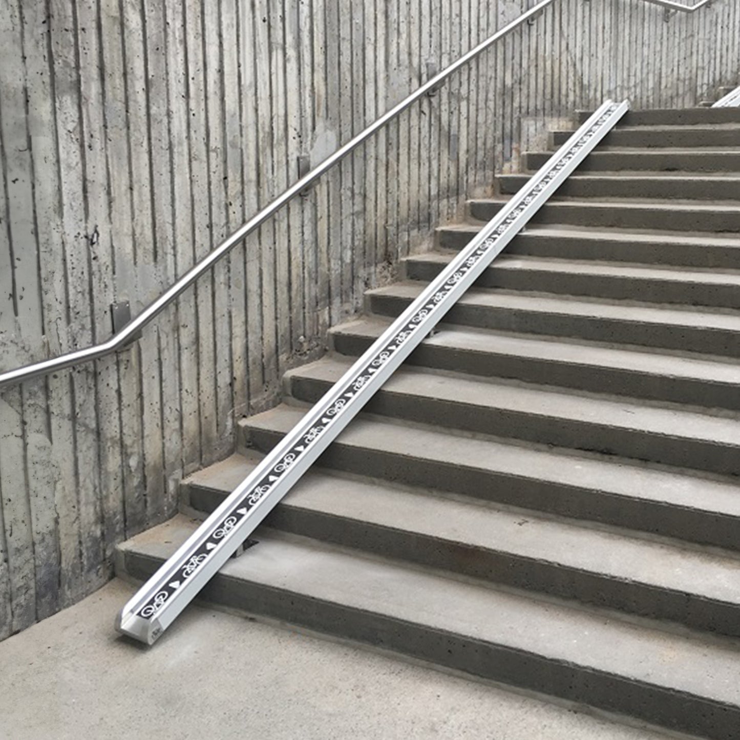 Bicycle Access Ramp – Modular, Anti-Slip Solution for Stairs