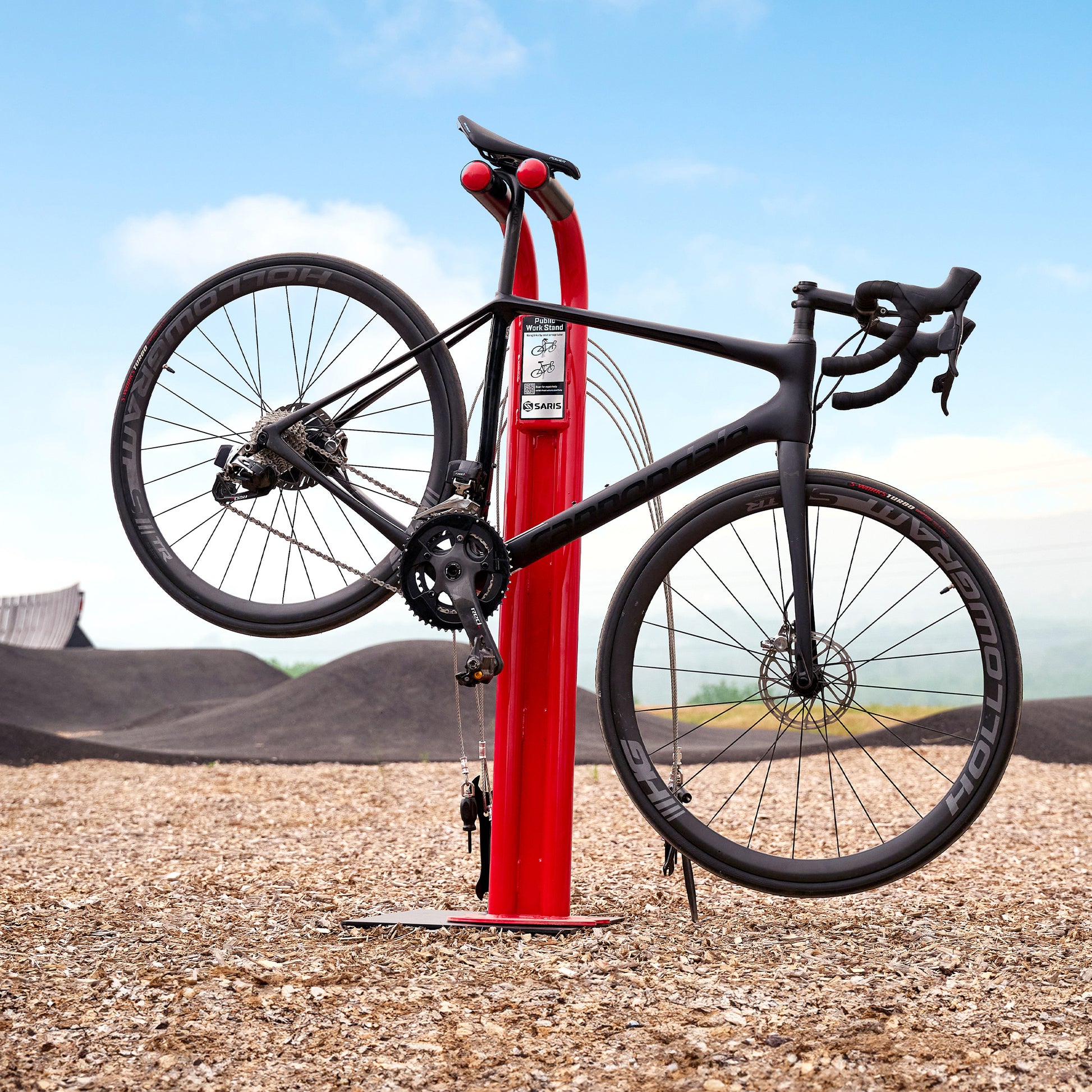 Public Work Stand – Durable Outdoor Bike Repair Station – Saris